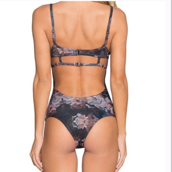 NWT Tavik One-Piece Swimsuit Bathing Suit - Picture 2 of 12